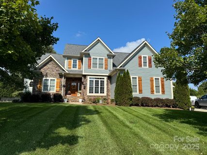 6065 Willow Farm Drive sold home in Willow Farms, Denver, NC