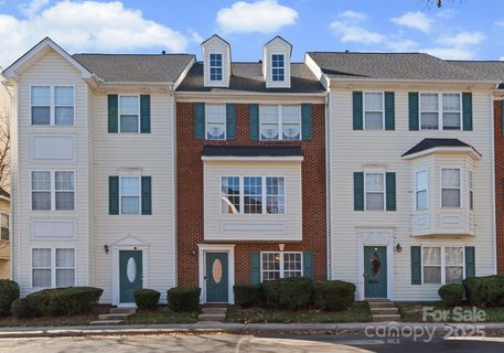 9930 Treeside Lane sold home in Parkview At Matthews, Matthews, NC