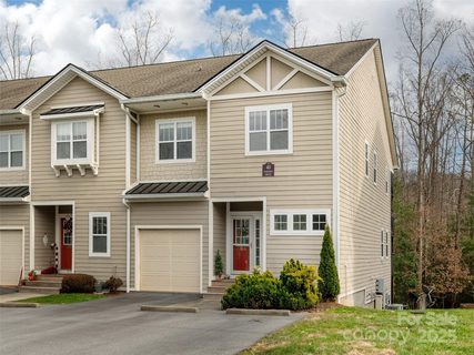 40 Foxden Drive