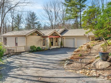 808 Dotsi Drive