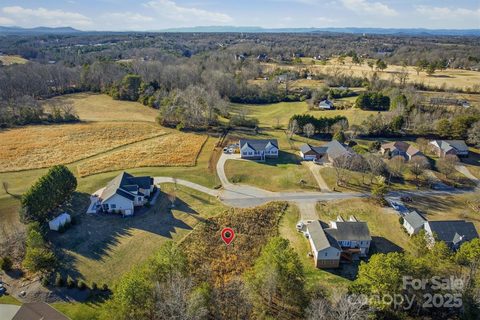 21 Greenway Drive sold home in The Greens, Granite Falls, NC