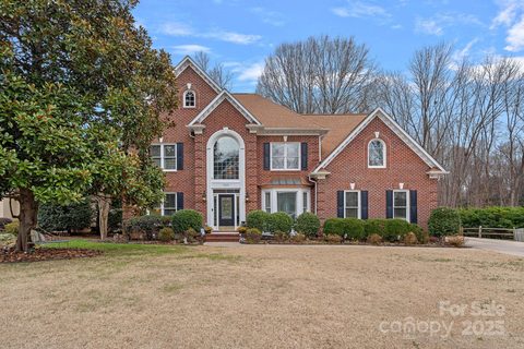 12415 Darby Chase Drive sold home in Providence Crossing, Charlotte, NC