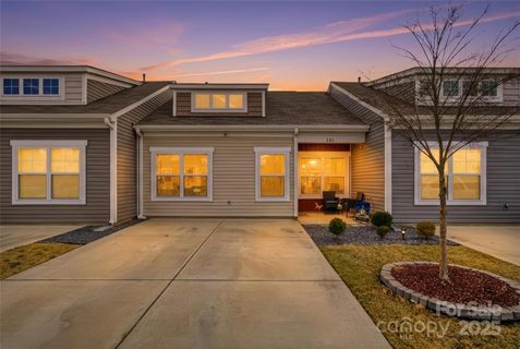 321 Kona Lane