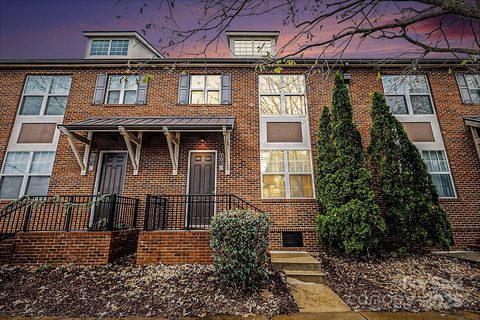 103 Steinbeck Way sold townhome in Legacy Village, Mooresville, NC