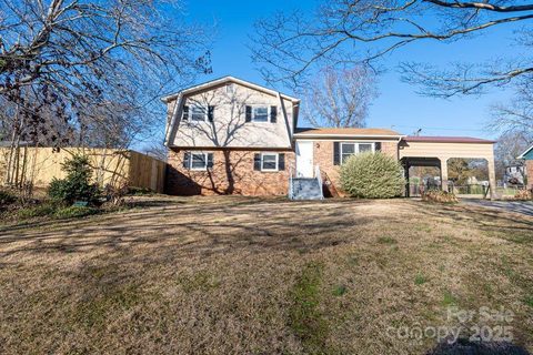 4420 Coachwood Lane sold home in Fox Run, Gastonia, NC