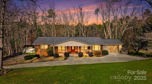315 Skyline Road sold home in Lakemont Park, Hickory, NC