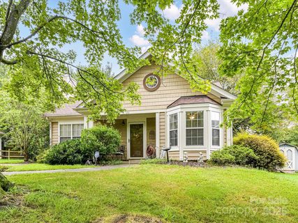 111 Fox Glove Drive