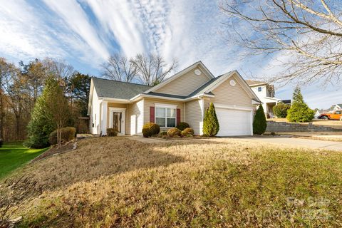 780 Ivy Trail Way sold home in English Trails, Fort Mill, SC