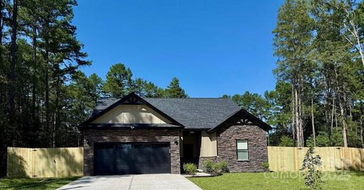 6519 Pargo Road active home in Oakdale Acres, Charlotte, NC