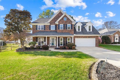 586 Gatsby Place