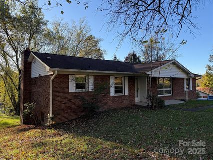 68 Sun Valley Drive sold home in Sunset Heights, Alexander, NC