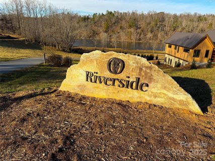 2 River Run active home in Olivette, Asheville, NC