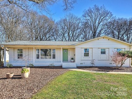 4523 Carriage Drive Circle