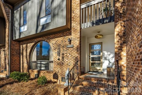 5801 Sharon Road