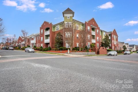 Previously sold for $274,800