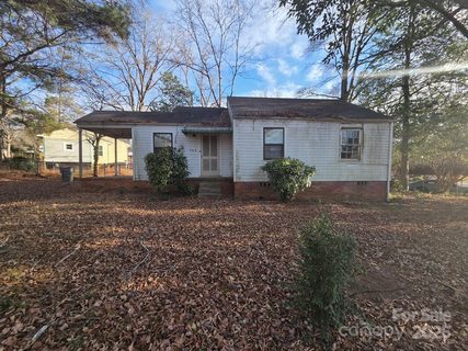 735 Seldon Drive