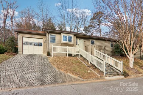 5 Hedgerose Court sold townhome in Hawthorne, Asheville, NC