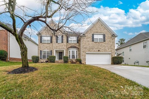 1728 Copperplate Road active home in Fountaingrove, Charlotte, NC