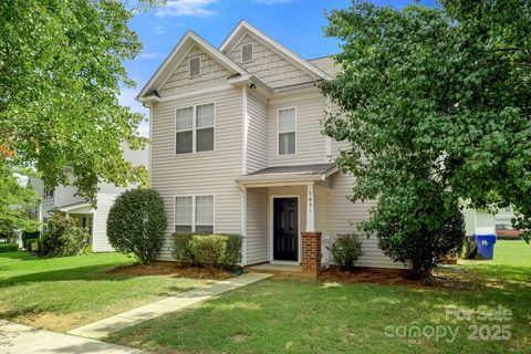 7621 Rolling Meadows Lane sold home in Stonegate Farms, Huntersville, NC