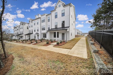Previously sold for $480,000