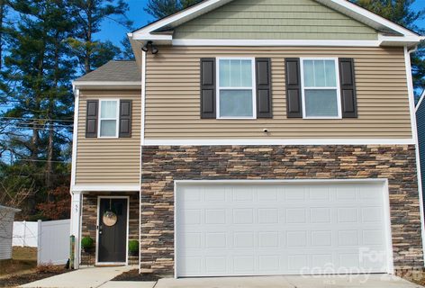 55 Lillian Lane