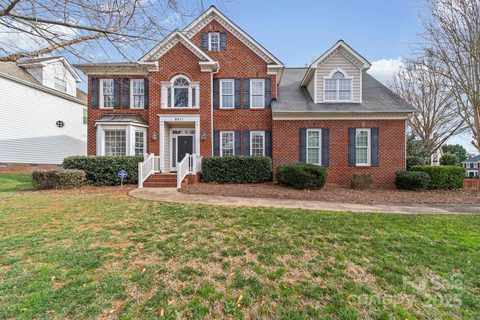 8811 Briarstone Lane