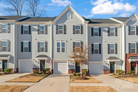 3209 Beeler Lane sold home in Villages At Beachmont, Charlotte, NC