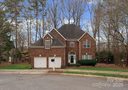 1736 Walnut Crest Lane sold home in Matthews, SC