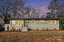 6738 Starcrest Drive sold home in Charlotte, SC