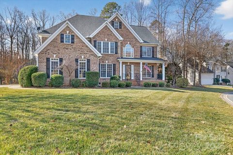 211 Forest Walk Way sold home in Cherry Grove, Mooresville, NC