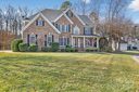 211 Forest Walk Way sold home in Mooresville, SC