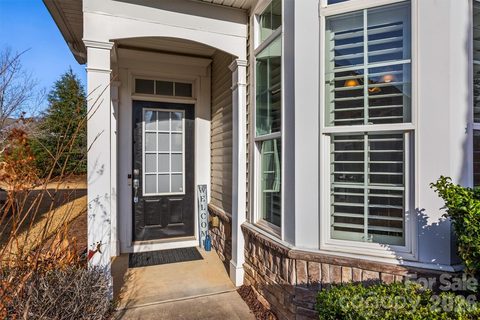 2227 Lilac Lane