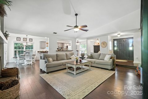 11419 Vista Haven Drive sold home in Walden On Carmel, Charlotte, NC