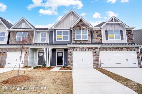 4315 Black Court