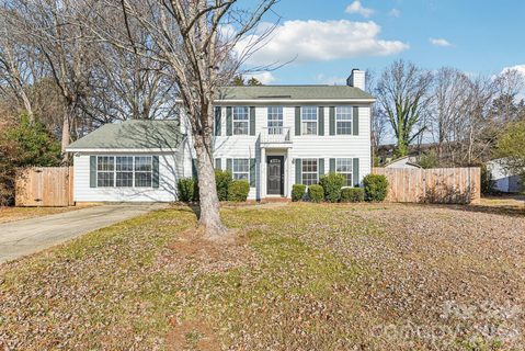 7106 Spring Creek Lane sold home in Olde Whitehall, Charlotte, NC