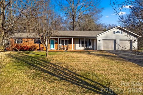 490 Northwood Park sold home in Northwood Park, Taylorsville, NC