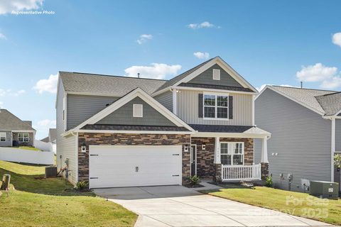 552 Dazzle Loop active home in The Falls At Newton, Newton, NC