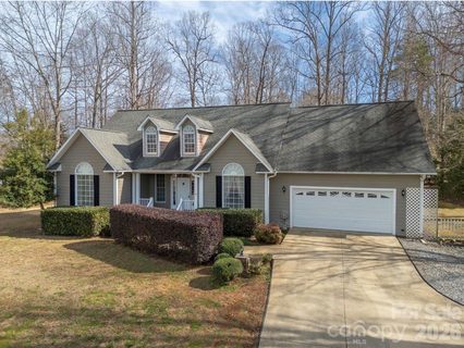 523 Shepherds Creek Circle sold home in Gilbertown, Rutherfordton, NC