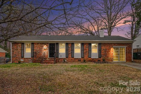 3431 Shamrock Drive sold home in Shamrock Hills, Charlotte, NC