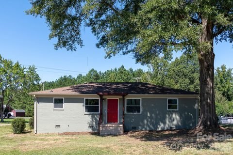 108 S Little Texas Road sold home in Dixie Park, Kannapolis, NC