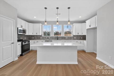 212 Ferebee Place sold home in Brixton, Charlotte, NC