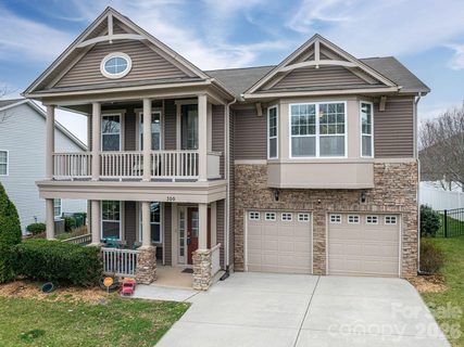 300 Tall Wheat Lane sold home in Westland Farm, Mount Holly, NC