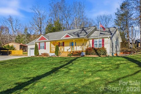 1113 Brookside Camp Road sold home in Brookside Manor, Hendersonville, NC