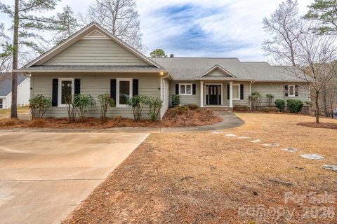 338 Plantation Way active home in Swift Island Plantation, Mount Gilead, NC
