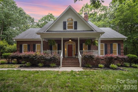 7408 Mockingbird Lane sold home in Plantation Forest, Waxhaw, NC