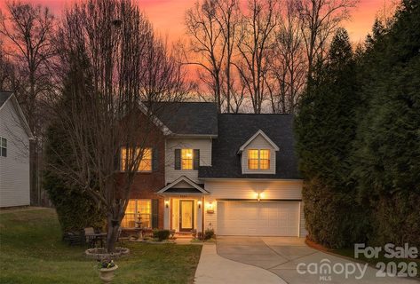 1913 Thorn Crest Drive sold home in Harrison Park, Waxhaw, NC