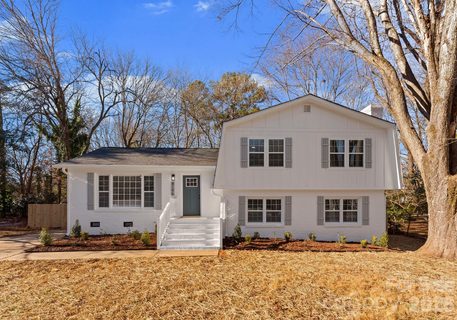 8106 Sidras Court sold home in Heritage Woods, Charlotte, NC