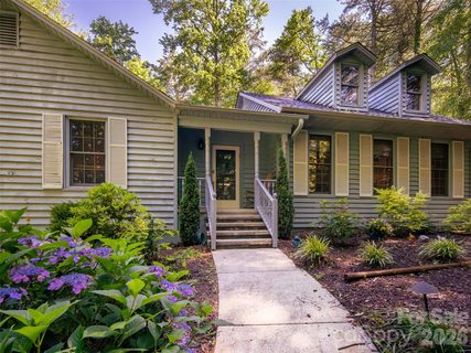 30 Falcon Wood Way sold home in Teneriffe, Hendersonville, NC