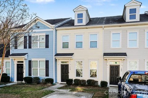 112 N Canyon Ridge Drive sold home in Mountain Island Village, Mount Holly, NC