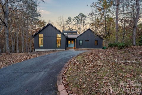 420 Mountainview Drive sold home in Sardis Hills, Charlotte, NC